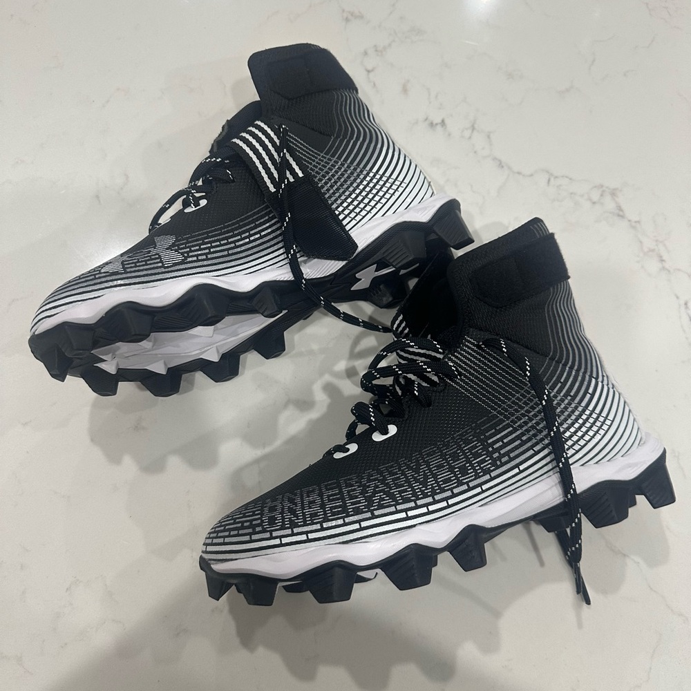 Under Armour Kids Black and White Football Cleats